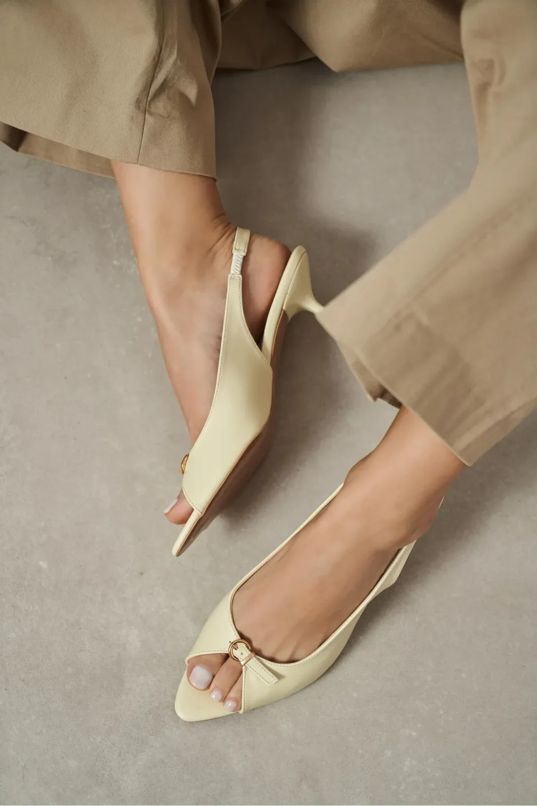 Divan Topuqlu Ayaqqabı